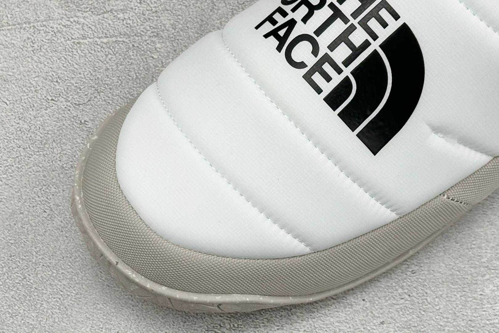 FS版The North Face Thermoball Traction 北面 秋季加绒透气轻盈一脚蹬休闲套鞋 货号：