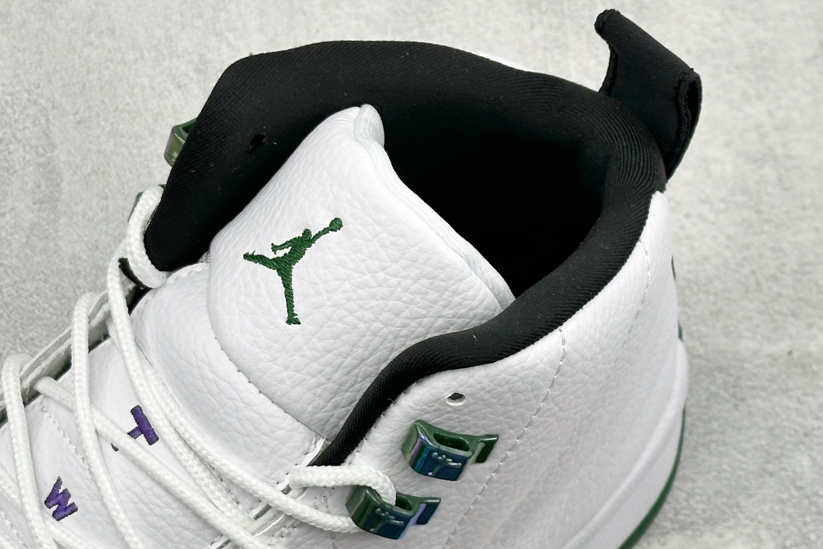 Air Jordan 12 Retro "Bucks" AJ12 乔12雄鹿 #大厂出品 原楦原纸板 客供原厂材料开发 