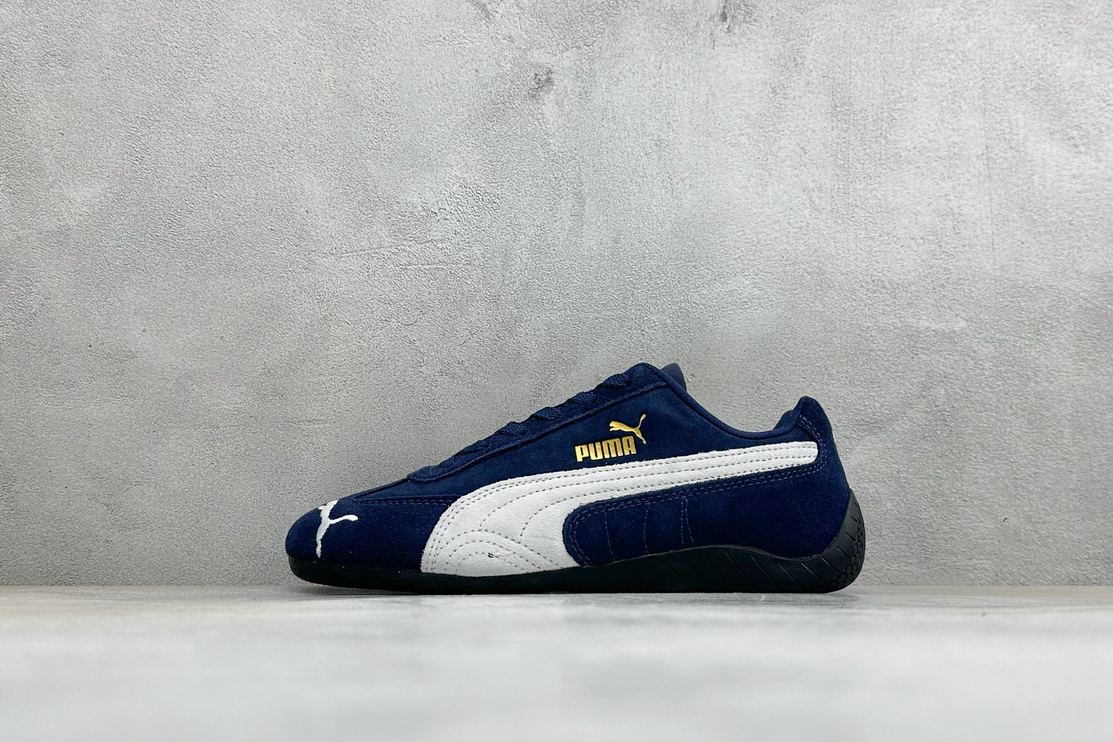 M版Puma Speedcet Etoile Wns 彪马薄底德迅复古运动休闲赛车跑鞋 以趣味十足又前卫复古的设计引领潮
