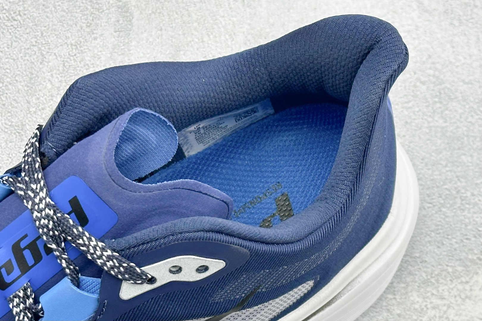 XM版NK Air Zoom Pegasus 42PLS 耐磨防滑运动跑步鞋 高端零售专供 内置Zoom气垫 鞋盒钢印 XM版NK Air Zoom Pegasus 42PLS 耐磨防滑运动跑步鞋 高端零售专供 内置Zoom气垫 鞋盒钢印