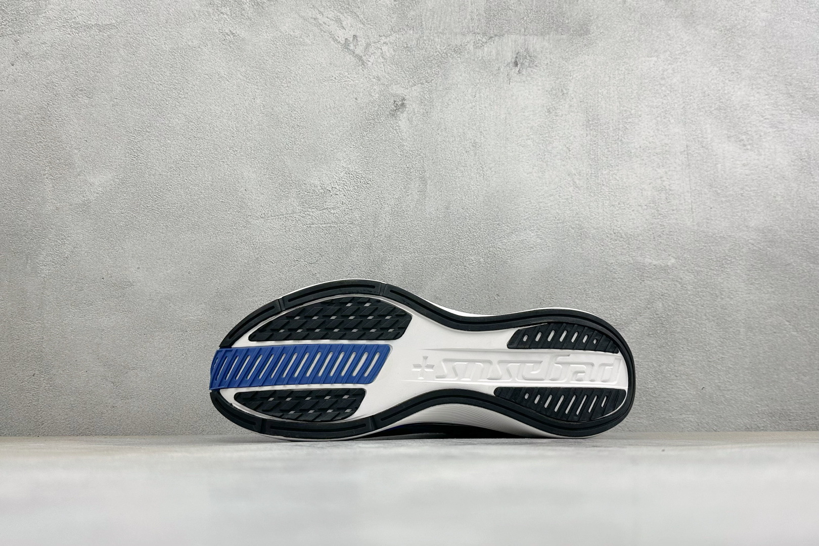 XM版NK Air Zoom Pegasus 42PLS 耐磨防滑运动跑步鞋 高端零售专供 内置Zoom气垫 鞋盒钢印 XM版NK Air Zoom Pegasus 42PLS 耐磨防滑运动跑步鞋 高端零售专供 内置Zoom气垫 鞋盒钢印