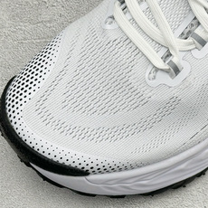 XM版NIKE ACG VOMERO TRAIL 防滑耐磨运动跑步鞋 兼顾迅疾外观和稳固脚感 后跟覆面和中足动态支撑巧妙 XM版NIKE ACG VOMERO TRAIL 防滑耐磨运动跑步鞋 兼顾迅疾外观和稳固脚感 后跟覆面和中足动态支撑巧妙