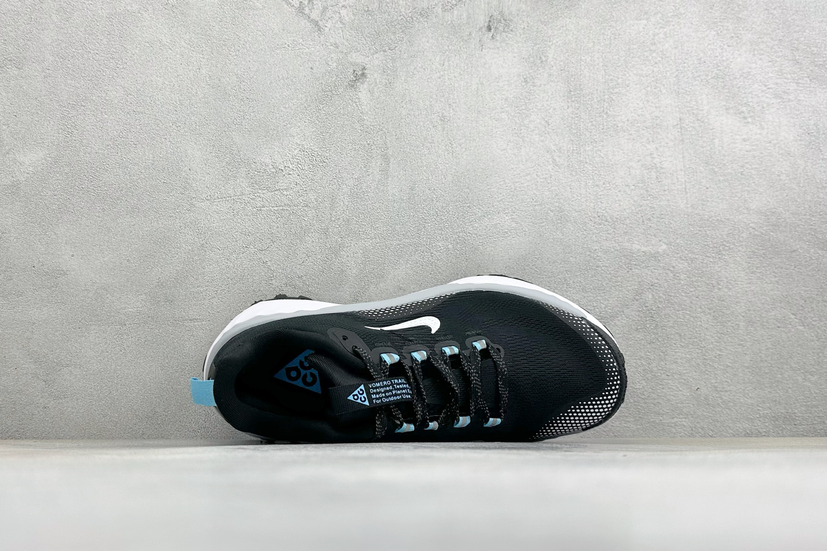 XM版NIKE ACG VOMERO TRAIL 防滑耐磨运动跑步鞋 兼顾迅疾外观和稳固脚感 后跟覆面和中足动态支撑巧妙 XM版NIKE ACG VOMERO TRAIL 防滑耐磨运动跑步鞋 兼顾迅疾外观和稳固脚感 后跟覆面和中足动态支撑巧妙