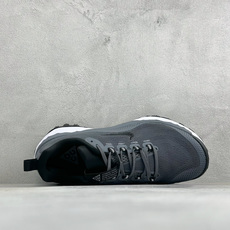 XM版NIKE ACG VOMERO TRAIL 防滑耐磨运动跑步鞋 兼顾迅疾外观和稳固脚感 后跟覆面和中足动态支撑巧妙 XM版NIKE ACG VOMERO TRAIL 防滑耐磨运动跑步鞋 兼顾迅疾外观和稳固脚感 后跟覆面和中足动态支撑巧妙