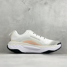 XM版NIKE ACG VOMERO TRAIL 防滑耐磨运动跑步鞋 兼顾迅疾外观和稳固脚感 后跟覆面和中足动态支撑巧妙 XM版NIKE ACG VOMERO TRAIL 防滑耐磨运动跑步鞋 兼顾迅疾外观和稳固脚感 后跟覆面和中足动态支撑巧妙