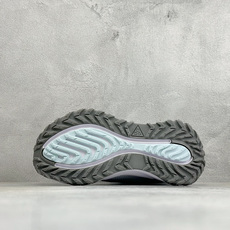 XM版NIKE ACG VOMERO TRAIL 防滑耐磨运动跑步鞋 兼顾迅疾外观和稳固脚感 后跟覆面和中足动态支撑巧妙 XM版NIKE ACG VOMERO TRAIL 防滑耐磨运动跑步鞋 兼顾迅疾外观和稳固脚感 后跟覆面和中足动态支撑巧妙
