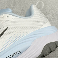 XM版NIKE ACG VOMERO TRAIL 防滑耐磨运动跑步鞋 兼顾迅疾外观和稳固脚感 后跟覆面和中足动态支撑巧妙 XM版NIKE ACG VOMERO TRAIL 防滑耐磨运动跑步鞋 兼顾迅疾外观和稳固脚感 后跟覆面和中足动态支撑巧妙
