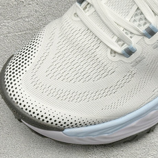 XM版NIKE ACG VOMERO TRAIL 防滑耐磨运动跑步鞋 兼顾迅疾外观和稳固脚感 后跟覆面和中足动态支撑巧妙 XM版NIKE ACG VOMERO TRAIL 防滑耐磨运动跑步鞋 兼顾迅疾外观和稳固脚感 后跟覆面和中足动态支撑巧妙