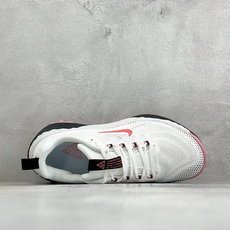 XM版NIKE ACG VOMERO TRAIL 防滑耐磨运动跑步鞋 兼顾迅疾外观和稳固脚感 后跟覆面和中足动态支撑巧妙 XM版NIKE ACG VOMERO TRAIL 防滑耐磨运动跑步鞋 兼顾迅疾外观和稳固脚感 后跟覆面和中足动态支撑巧妙