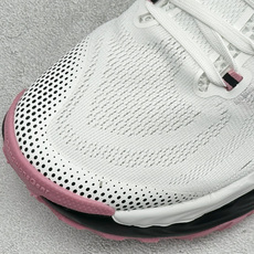 XM版NIKE ACG VOMERO TRAIL 防滑耐磨运动跑步鞋 兼顾迅疾外观和稳固脚感 后跟覆面和中足动态支撑巧妙 XM版NIKE ACG VOMERO TRAIL 防滑耐磨运动跑步鞋 兼顾迅疾外观和稳固脚感 后跟覆面和中足动态支撑巧妙