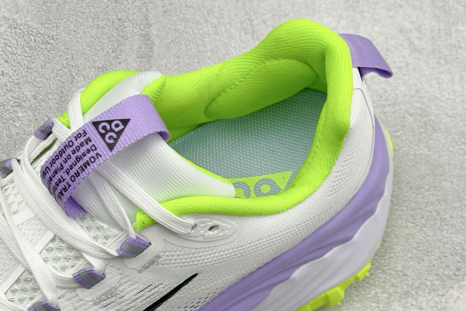 XM版NIKE ACG VOMERO TRAIL 防滑耐磨运动跑步鞋 兼顾迅疾外观和稳固脚感 后跟覆面和中足动态支撑巧妙 XM版NIKE ACG VOMERO TRAIL 防滑耐磨运动跑步鞋 兼顾迅疾外观和稳固脚感 后跟覆面和中足动态支撑巧妙
