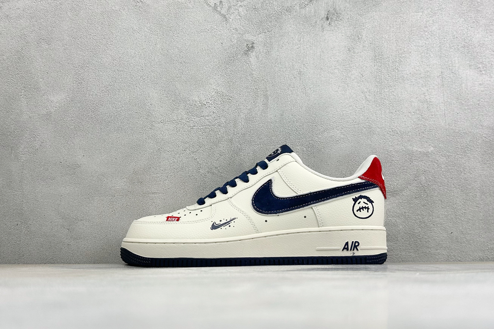 Nike Air Force 1'07 Low 空军一号低帮休闲板鞋 #定制鞋盒 原楦原纸板 纯正空军版型 内置全掌气垫