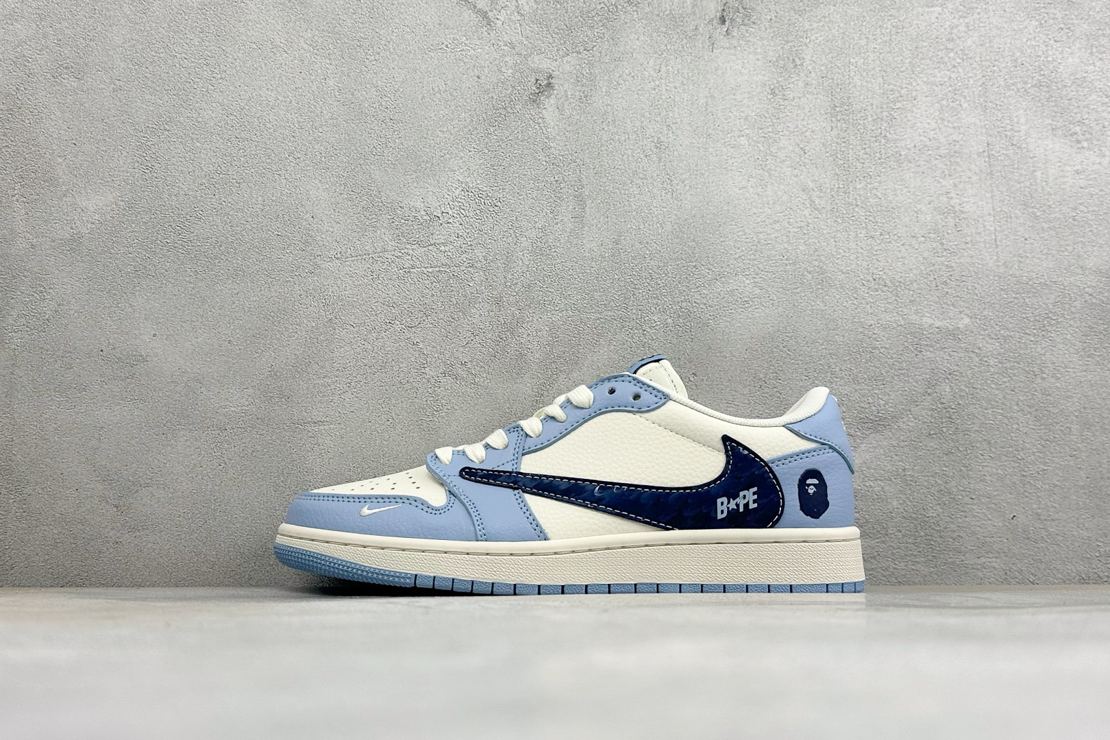 福利特价 Air Jordan 1 Low AJ1 乔1 联名 高端定制 倒钩低帮复古篮球鞋 #定制皮料 原厂3D打印 