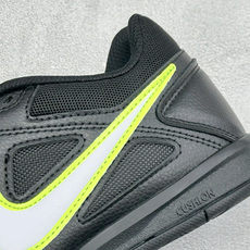 NIKE GATO 低帮生活休闲鞋 透气网布眼融入皮革,织和物合成材质覆面,营造21世初纪的畅跑美学概念。泡棉中底盈轻缓 NIKE GATO 低帮生活休闲鞋 透气网布眼融入皮革,织和物合成材质覆面,营造21世初纪的畅跑美学概念。泡棉中底盈轻缓