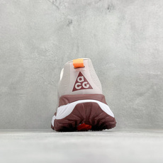 XM版NIKE ACG VOMERO TRAIL 防滑耐磨运动跑步鞋 兼顾迅疾外观和稳固脚感 后跟覆面和中足动态支撑巧妙 XM版NIKE ACG VOMERO TRAIL 防滑耐磨运动跑步鞋 兼顾迅疾外观和稳固脚感 后跟覆面和中足动态支撑巧妙