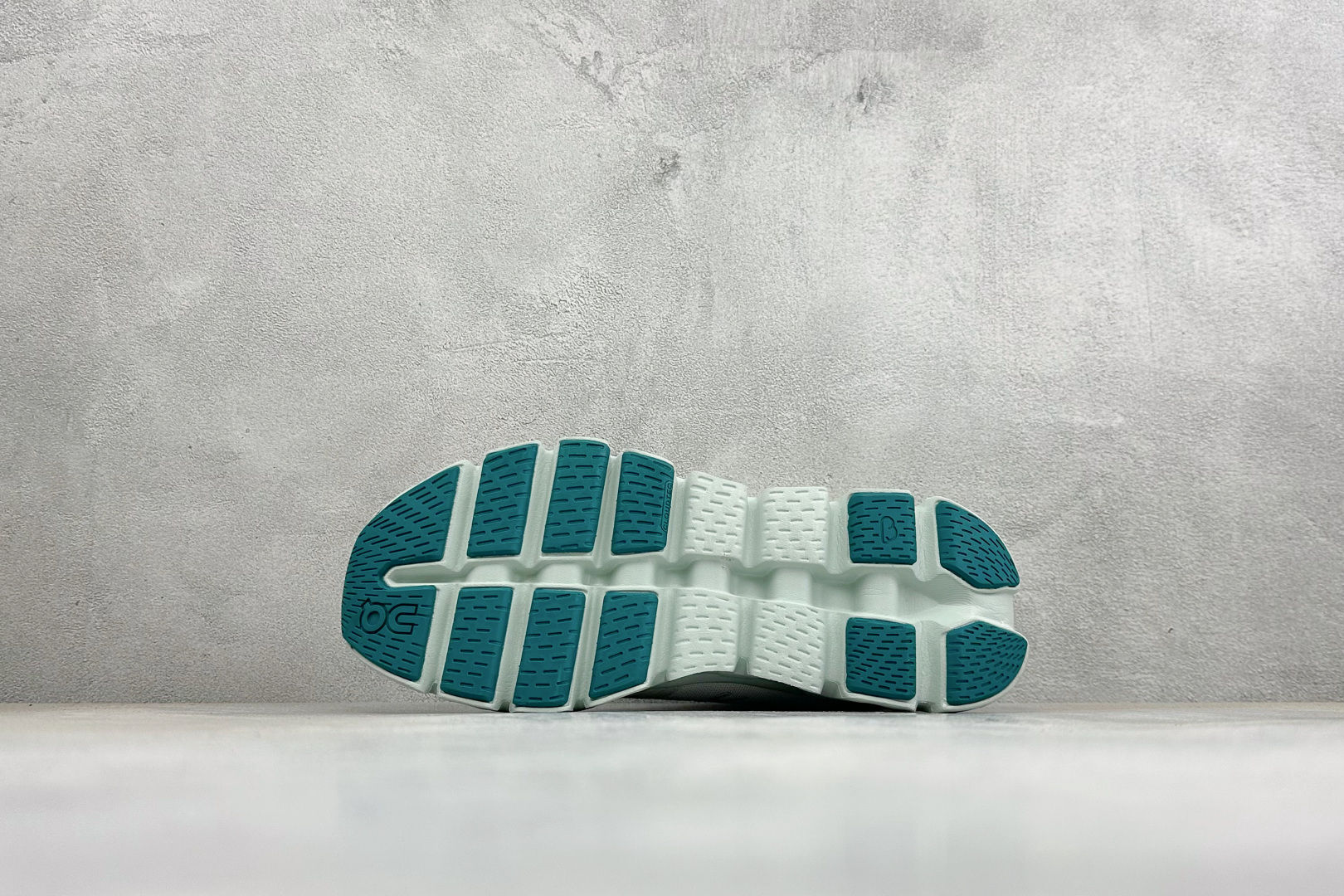XD版On昂跑 Cloud X 5 户外街头机能风跑步鞋 Cloud Hi Edge户外机能融合街头潮流 越界开启全新都