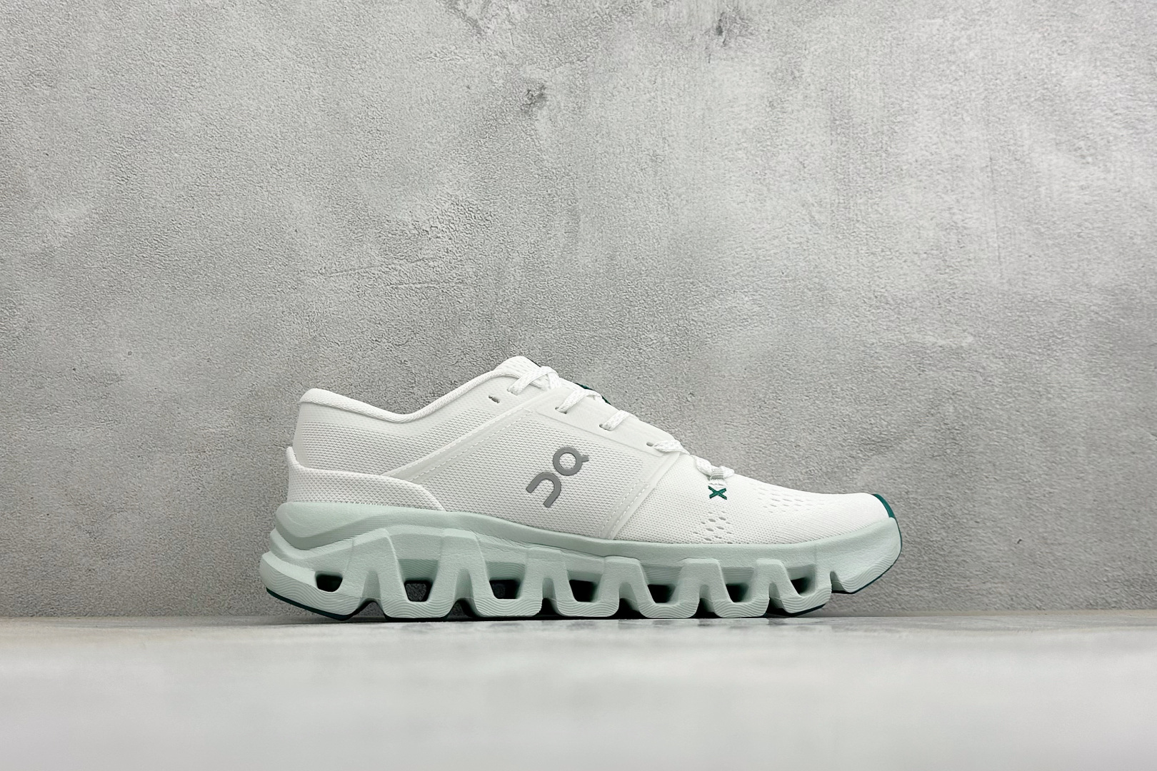 XD版On昂跑 Cloud X 5 户外街头机能风跑步鞋 Cloud Hi Edge户外机能融合街头潮流 越界开启全新都