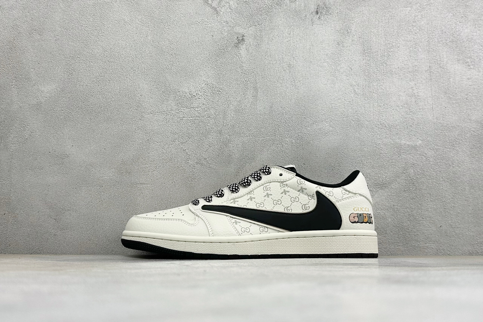 福利特价300P  Air Jordan 1 Low AJ1 乔1 联名 高端定制  倒钩低帮复古篮球鞋 #定制皮料 原