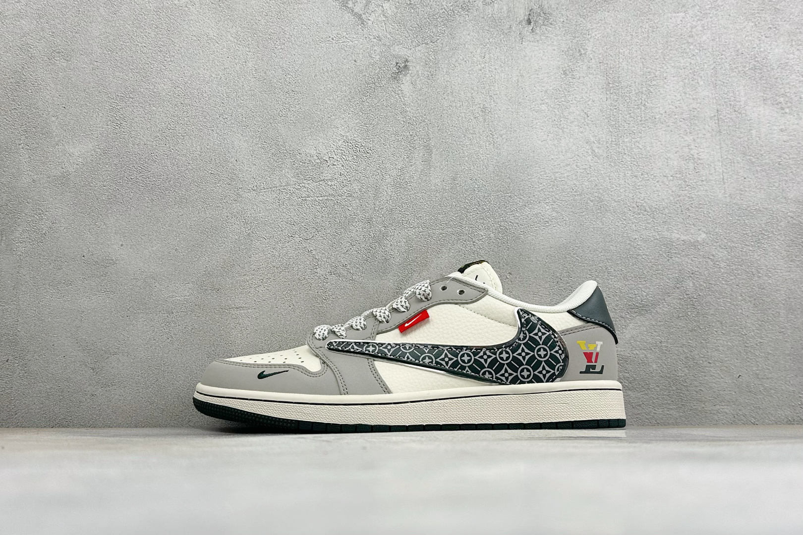 福利特价 Air Jordan 1 Low AJ1 乔1 联名 高端定制 倒钩低帮复古篮球鞋 #定制皮料 原厂3D打印 