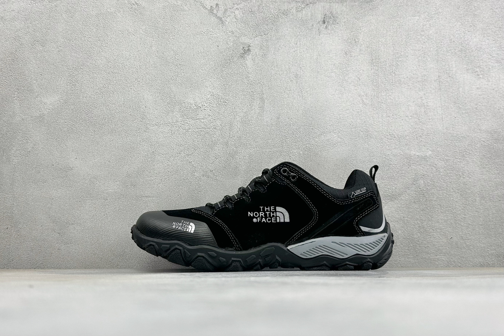 The North Face 北面 乐斯菲斯户外运动休闲登山鞋越野徒步鞋 #广东大厂品质 面料采用进口磨砂牛皮 鞋底采用