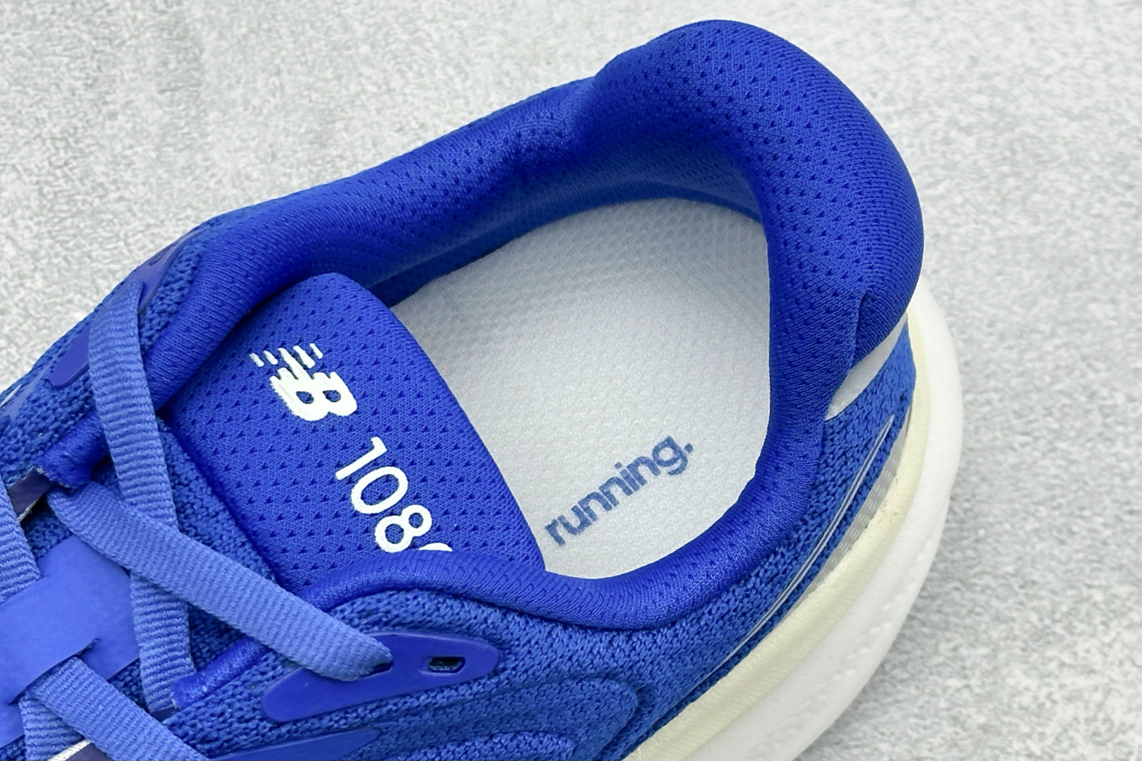 NEW BALANCE 1080 缓震运动鞋NB透气运动休闲跑鞋 DETAIL INFO可靠的舒适性和高性能相结合，为日
