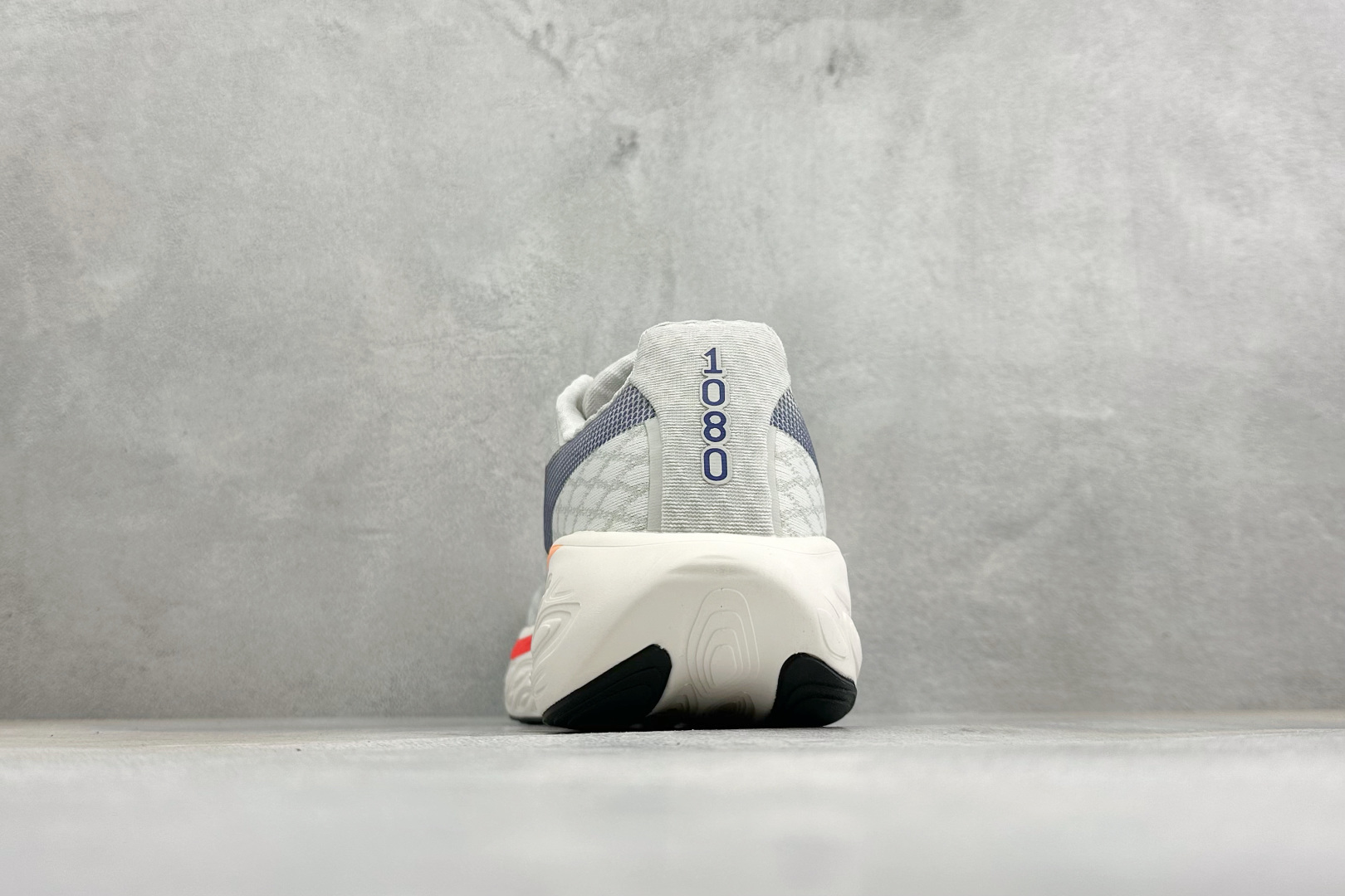 NEW BALANCE 1080V14 缓震运动鞋NB透气运动休闲跑鞋 DETAIL INFO可靠的舒适性和高性能相结合