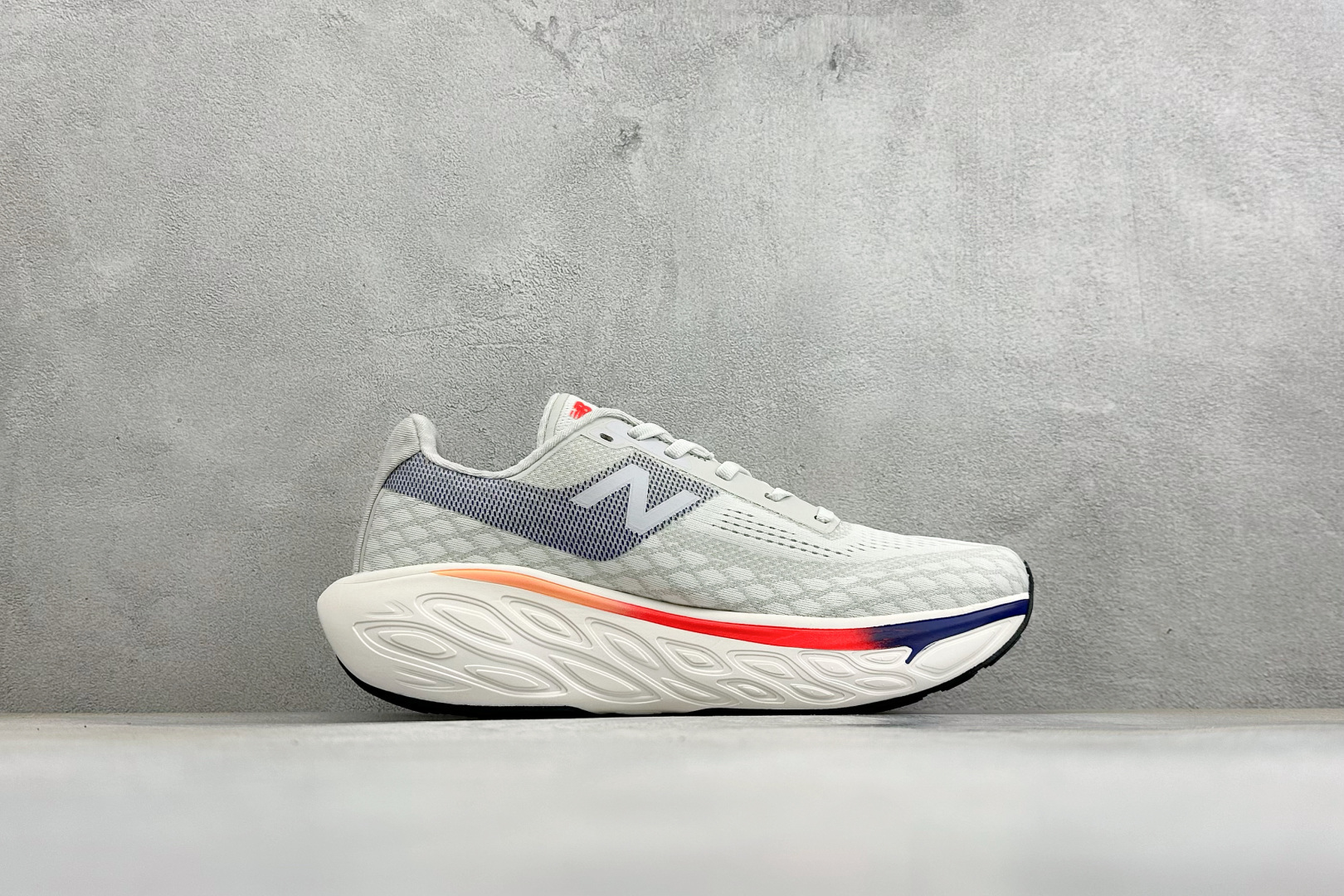 NEW BALANCE 1080V14 缓震运动鞋NB透气运动休闲跑鞋 DETAIL INFO可靠的舒适性和高性能相结合
