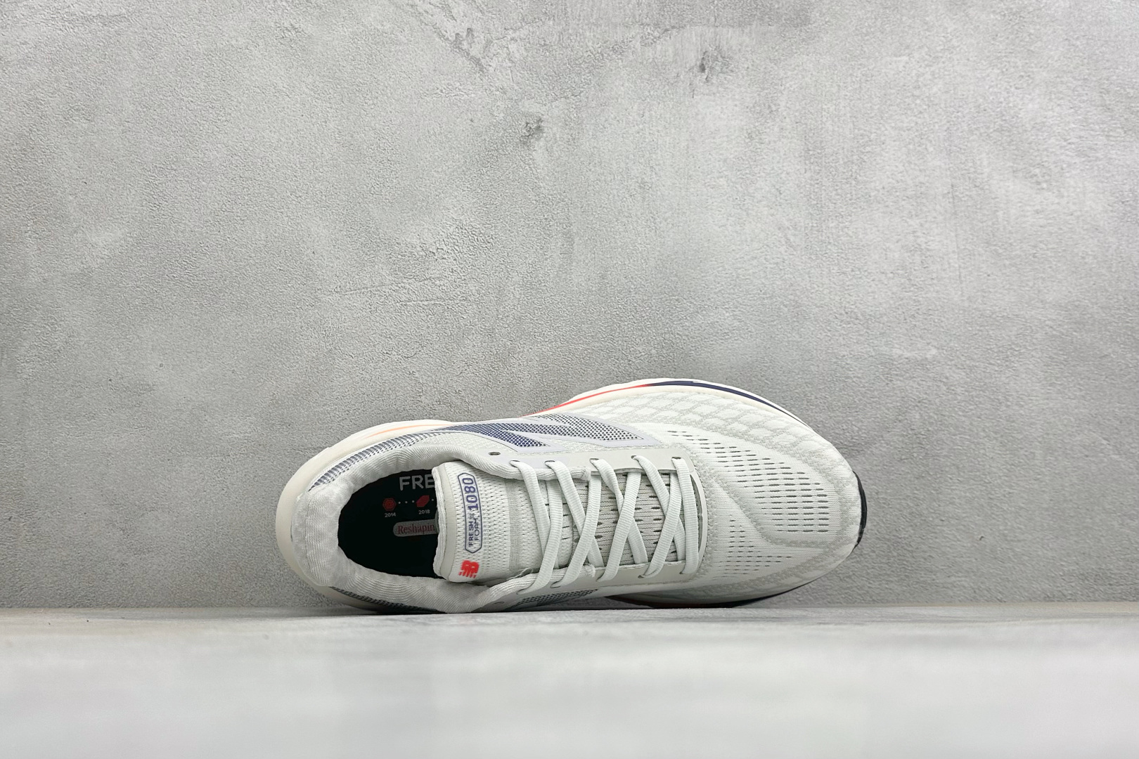 NEW BALANCE 1080V14 缓震运动鞋NB透气运动休闲跑鞋 DETAIL INFO可靠的舒适性和高性能相结合