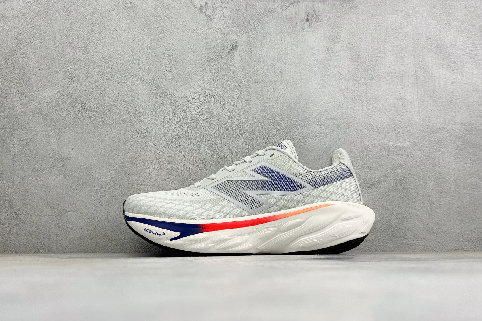 NEW BALANCE 1080V14 缓震运动鞋NB透气运动休闲跑鞋 DETAIL INFO可靠的舒适性和高性能相结合