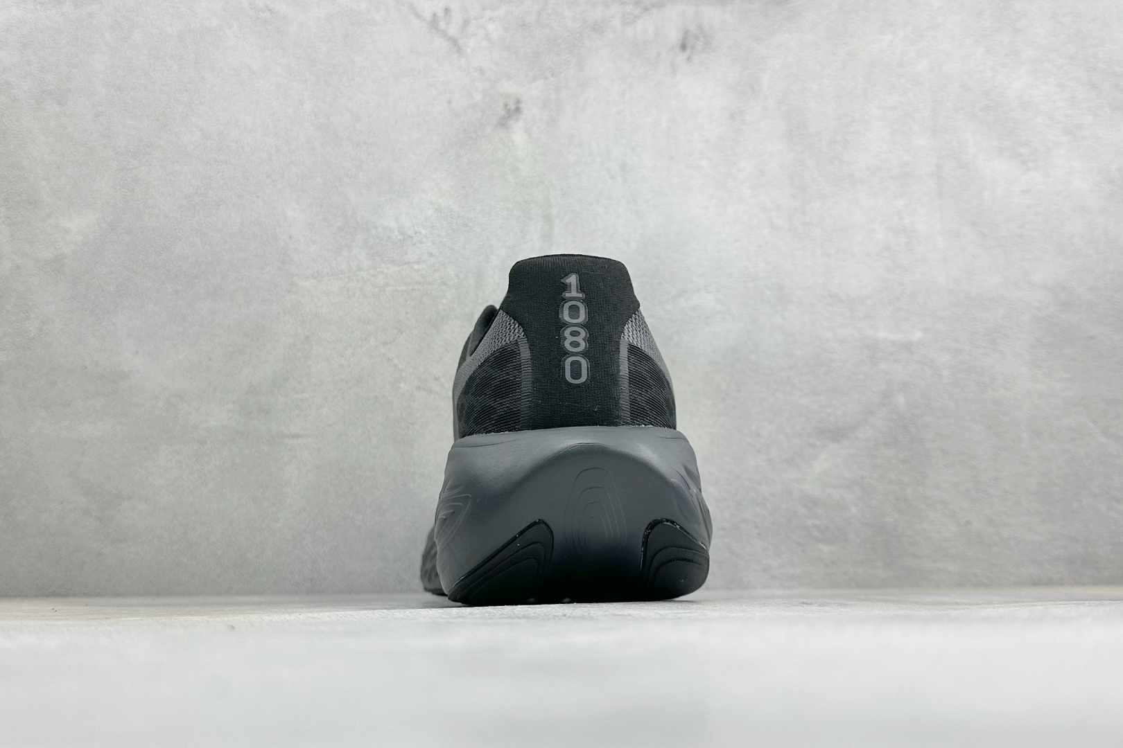 NEW BALANCE 1080V14 缓震运动鞋NB透气运动休闲跑鞋 DETAIL INFO可靠的舒适性和高性能相结合