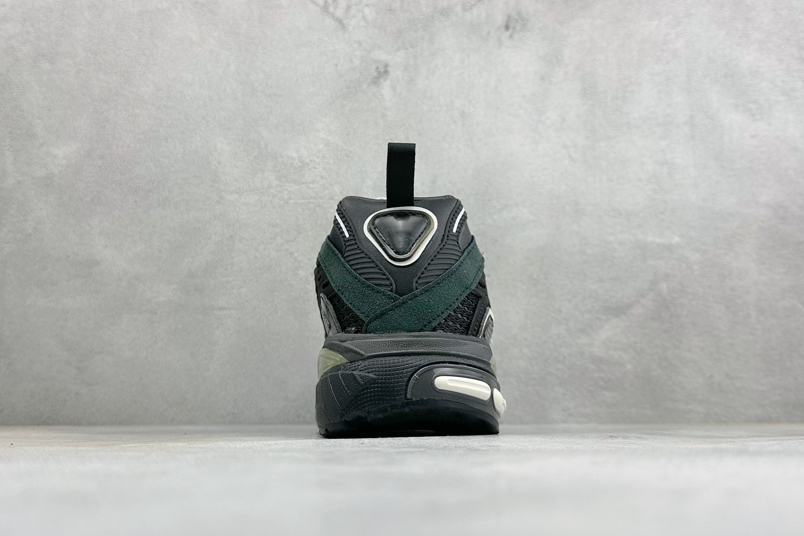ADISTAR CUSHION SFTM 休闲运动跑鞋 货号：jp-8416 尺码：36-45 