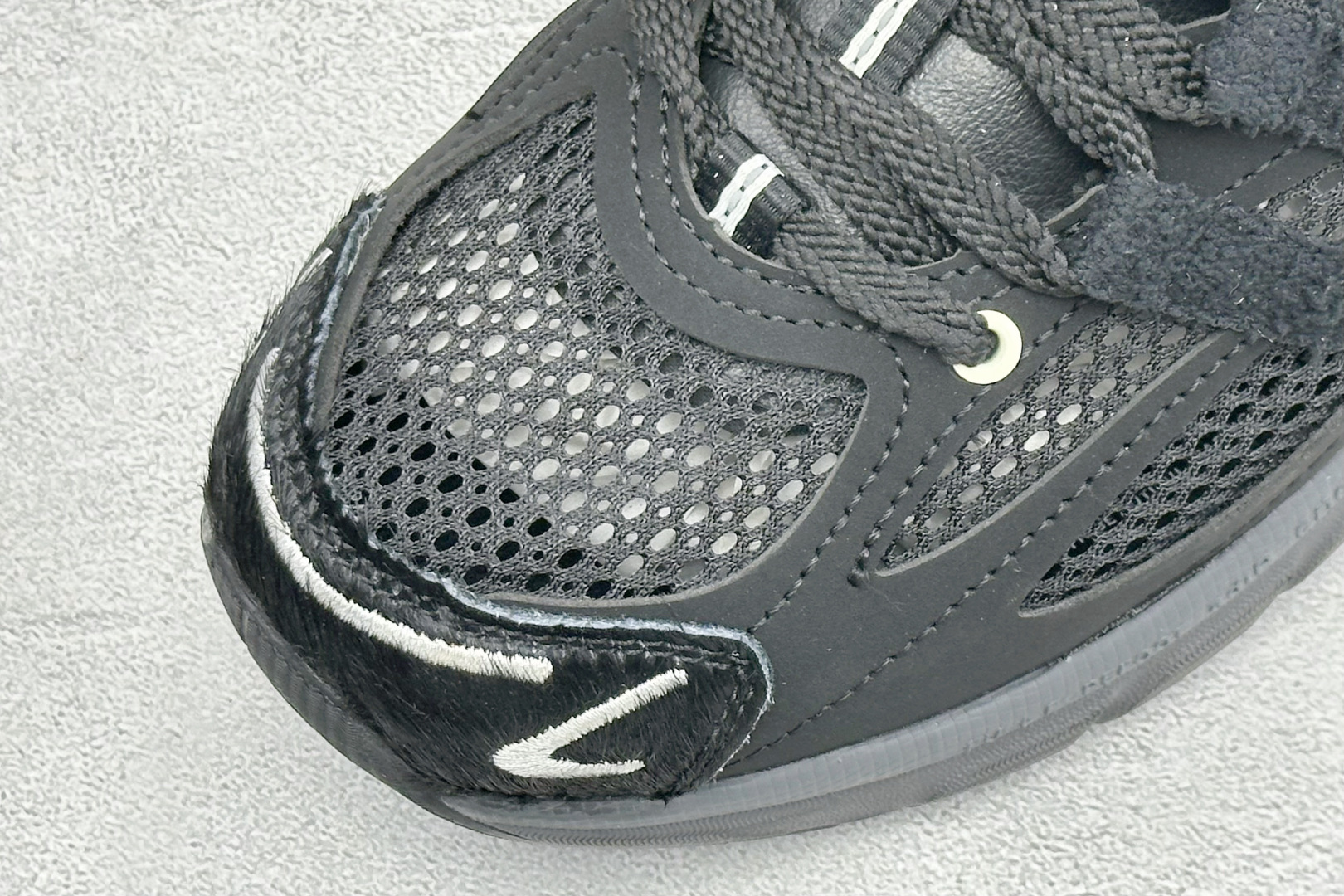 ADISTAR CUSHION SFTM 休闲运动跑鞋 货号：jp-8416 尺码：36-45 