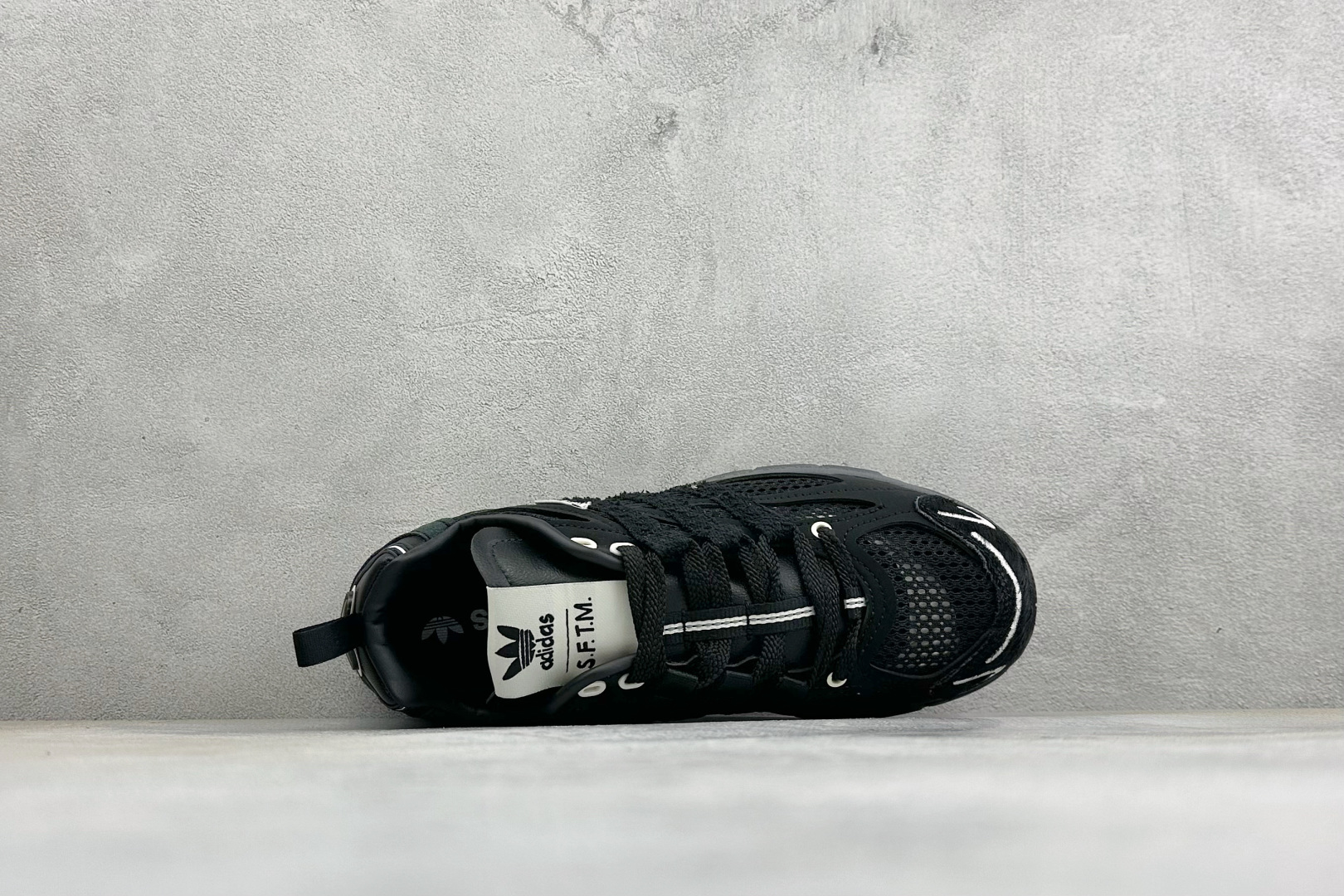ADISTAR CUSHION SFTM 休闲运动跑鞋 货号：jp-8416 尺码：36-45 