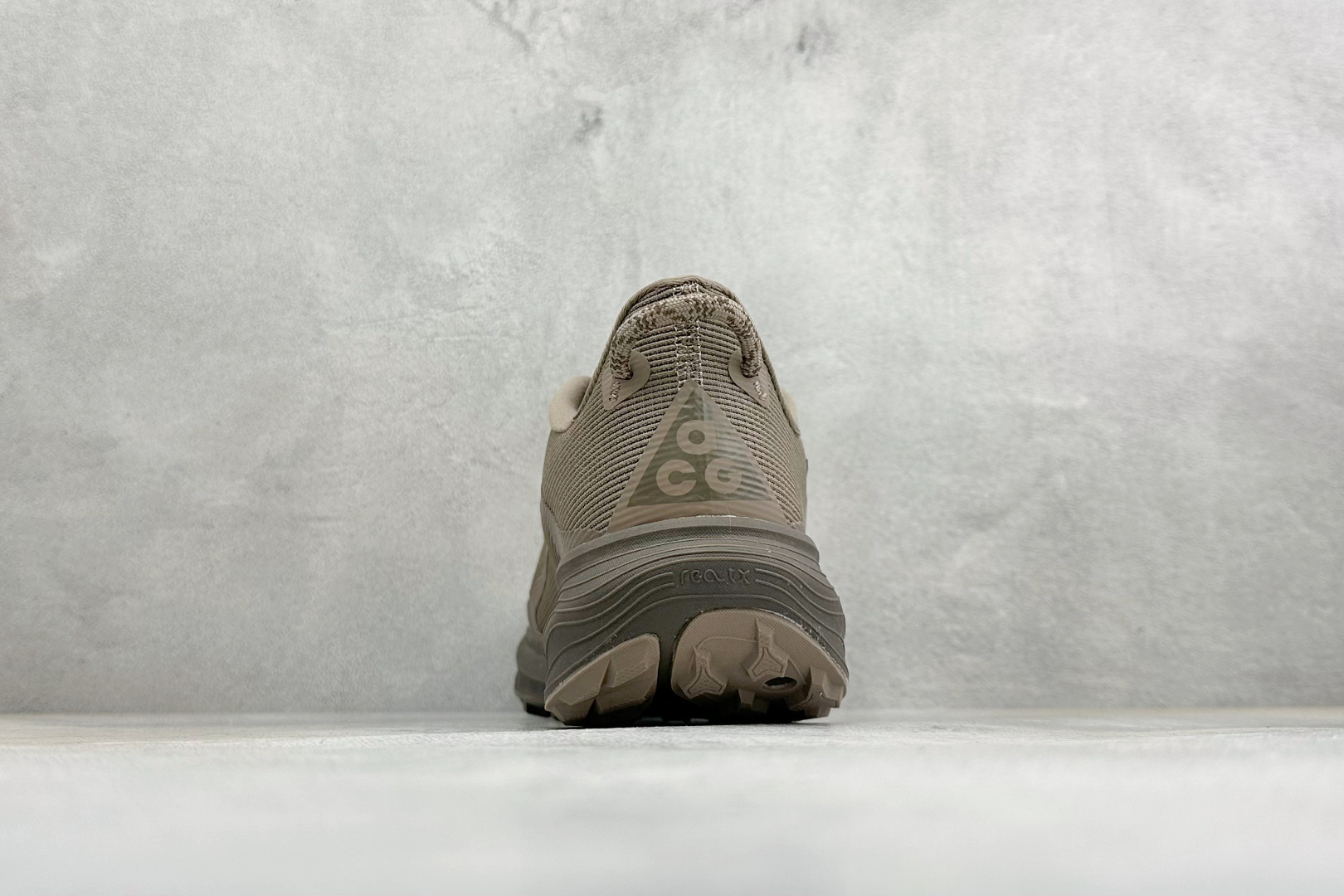 GS版NIKE ACG PEGASUS TRAIL 运动户外百搭 织物减震防滑透气 低帮越野跑步鞋 货号: HV8116
