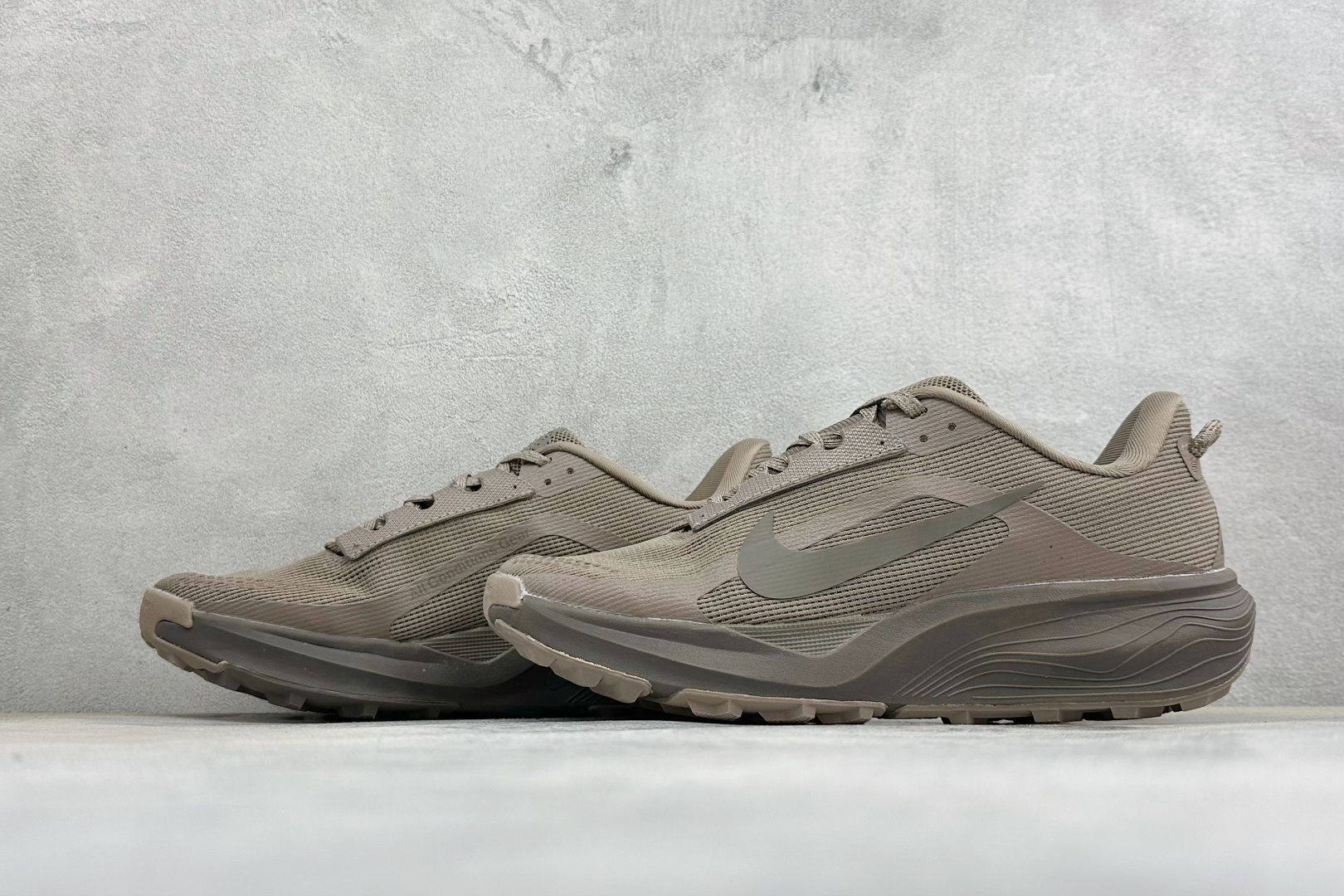 GS版NIKE ACG PEGASUS TRAIL 运动户外百搭 织物减震防滑透气 低帮越野跑步鞋 货号: HV8116