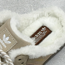 ZC版Adidas originals Samba OG MULE 半拖桑巴德训板鞋 内里加绒 官方货号:H5175 尺 ZC版Adidas originals Samba OG MULE 半拖桑巴德训板鞋 内里加绒 官方货号:H5175 尺