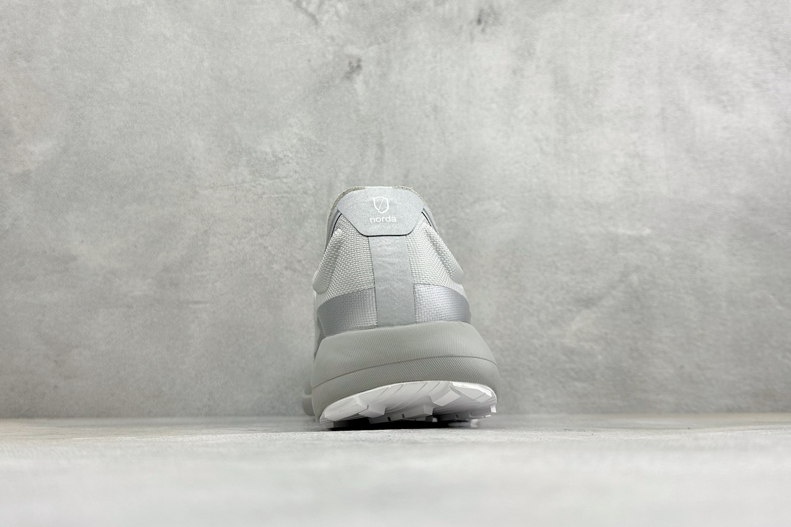 M版Norda 诺达 005 Sneaker0111 杰尼亚联名 网面越野跑步鞋 加拿大高端品牌 官方售价187K+ 运