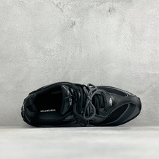 GO版Balenciaga巴黎世家 25代 Radar Gradient Lines 圆头系带logo标志 纯原生产线出 GO版Balenciaga巴黎世家 25代 Radar Gradient Lines 圆头系带logo标志 纯原生产线出