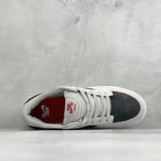 FS版 Nike SB Force 58 硫化杯底 传统篮球风格板鞋 Nike SB Force 58 男/女滑板鞋采用 FS版 Nike SB Force 58 硫化杯底 传统篮球风格板鞋 Nike SB Force 58 男/女滑板鞋采用