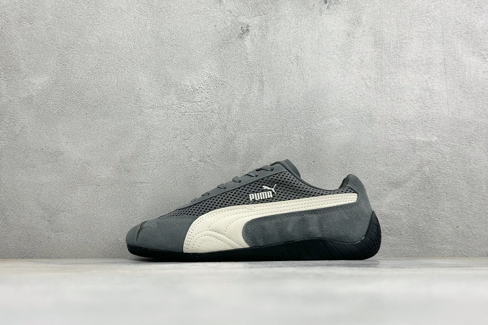 M版Puma Speedcet Etoile Wns 彪马薄底德迅复古运动休闲赛车跑鞋 以趣味十足又前卫复古的设计引领潮