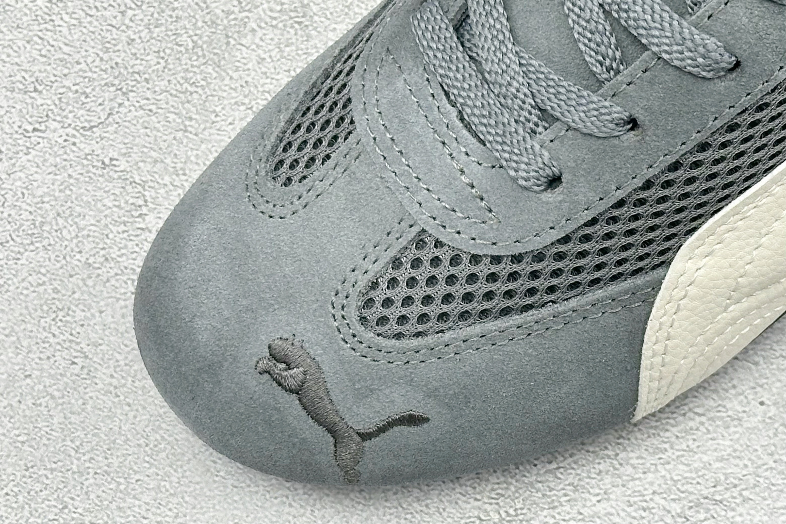M版Puma Speedcet Etoile Wns 彪马薄底德迅复古运动休闲赛车跑鞋 以趣味十足又前卫复古的设计引领潮