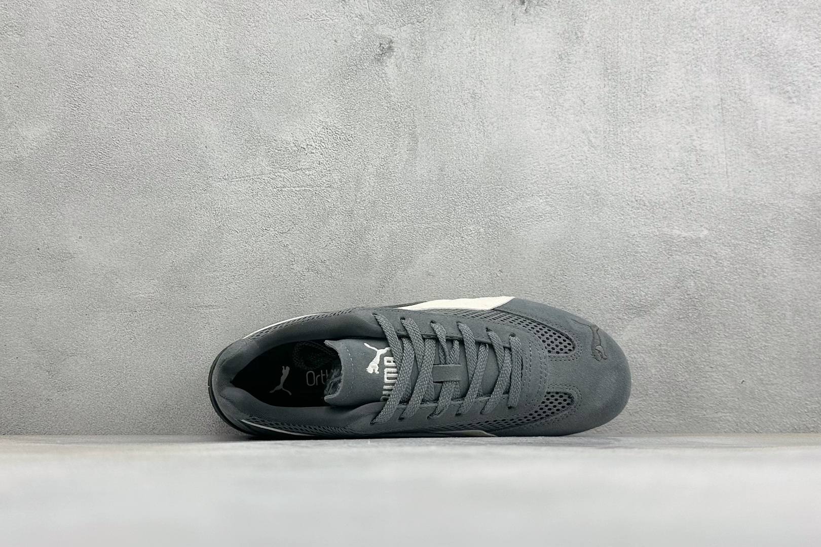 M版Puma Speedcet Etoile Wns 彪马薄底德迅复古运动休闲赛车跑鞋 以趣味十足又前卫复古的设计引领潮