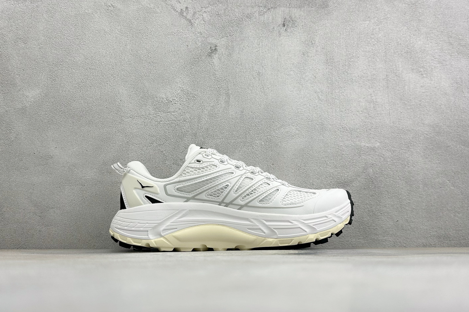 H版HOKA ONE ONE Mafate Speed TS Low 户外山脉越野轻量低帮运动越野跑鞋 鞋面用轻的无缝架