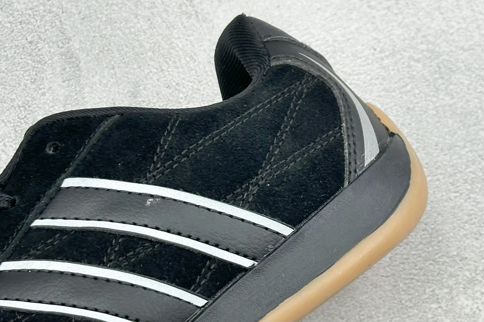 BF版Adidas Originals Adiracer 2026 潮流运动防滑耐磨阿迪达斯低帮休闲跑步鞋 货号: HQ