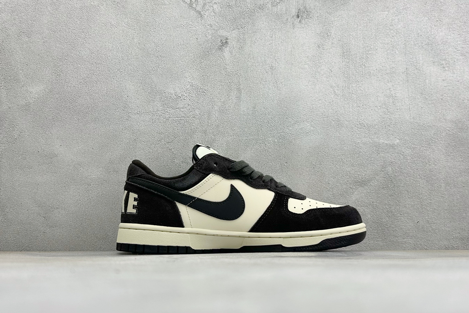 FS版Big Nike Low 耐克 简约百搭 減震耐磨 低帮板鞋 货号: IO4224-201 尺码：36-45 
