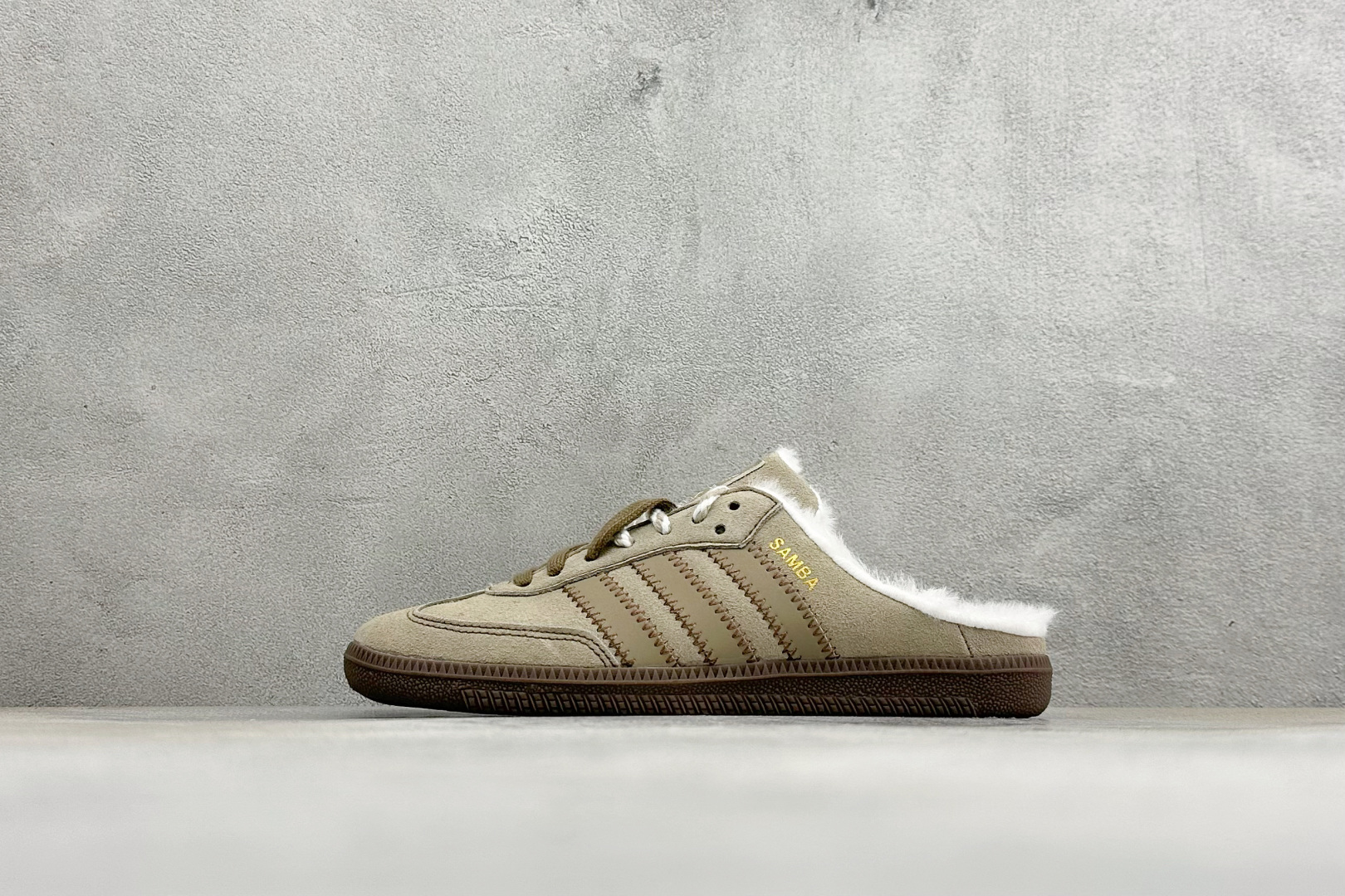 HZ版Adidas Samba OG Mule 阿迪三叶草休闲加绒一脚蹬 货号：H5175 尺码：35 36 36.5 