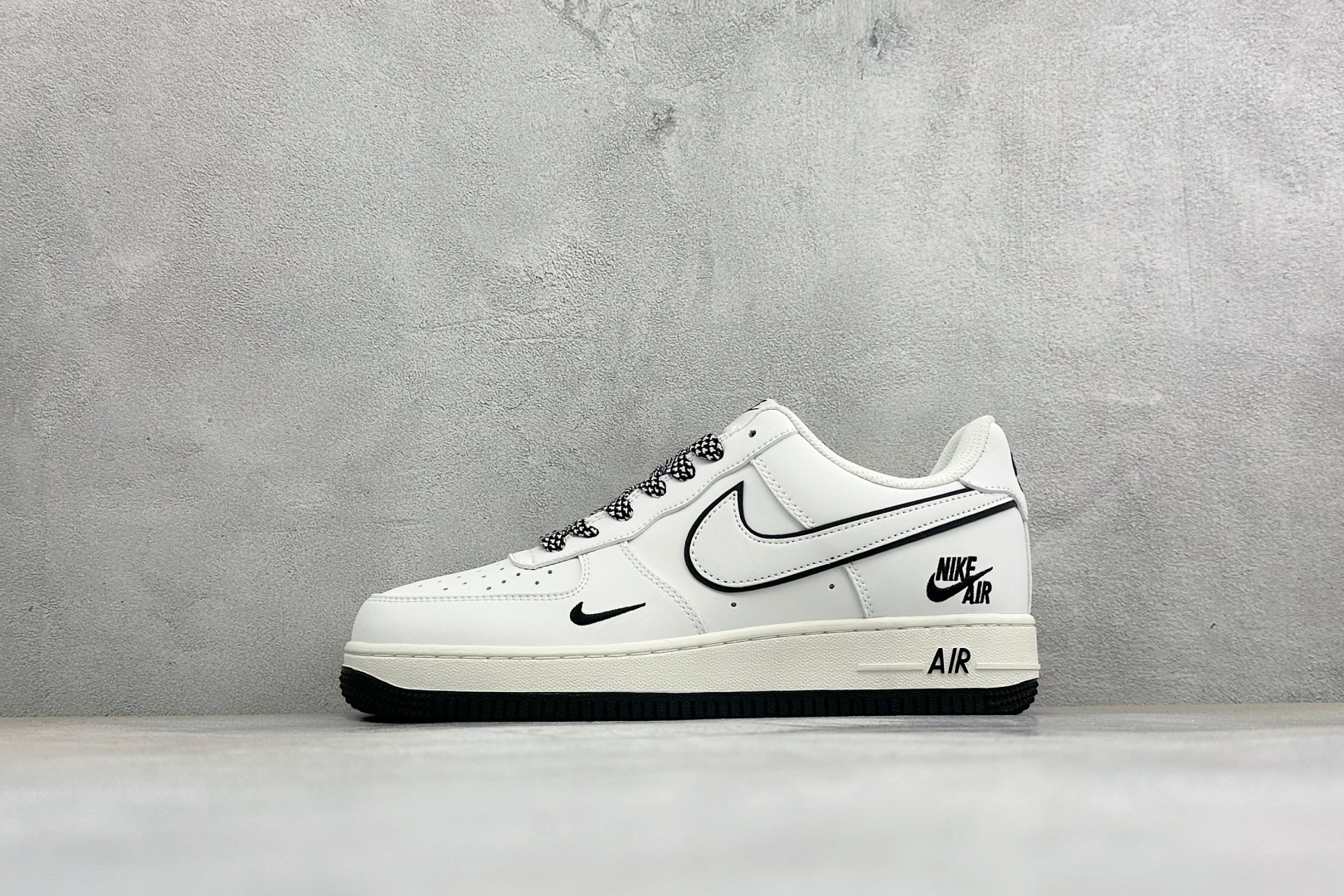 福利特价 Nike Air Force 1'07 Low 联名款 空军一号低帮休闲板鞋 #原楦原纸板 纯正空军版型 内置