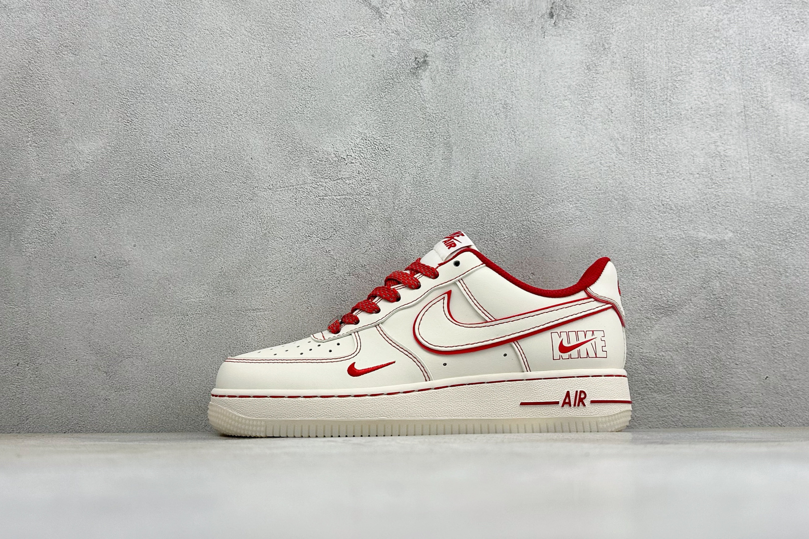 福利特价 Nike Air Force 1'07 Low 联名款 空军一号低帮休闲板鞋 #原楦原纸板 纯正空军版型 内置
