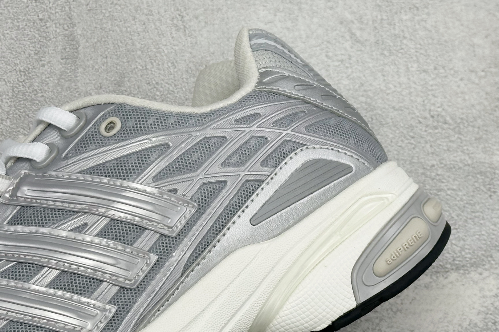 福利特价 SFTM x Adidas Originals ADISTAR CUSHION 联名复古舒适防滑耐磨低帮生活休