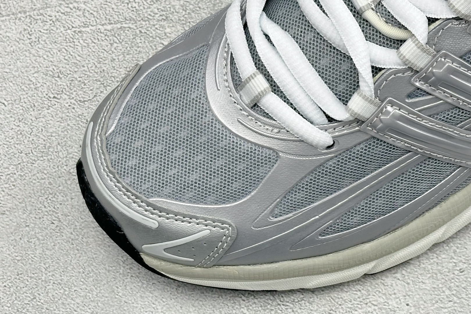 福利特价 SFTM x Adidas Originals ADISTAR CUSHION 联名复古舒适防滑耐磨低帮生活休